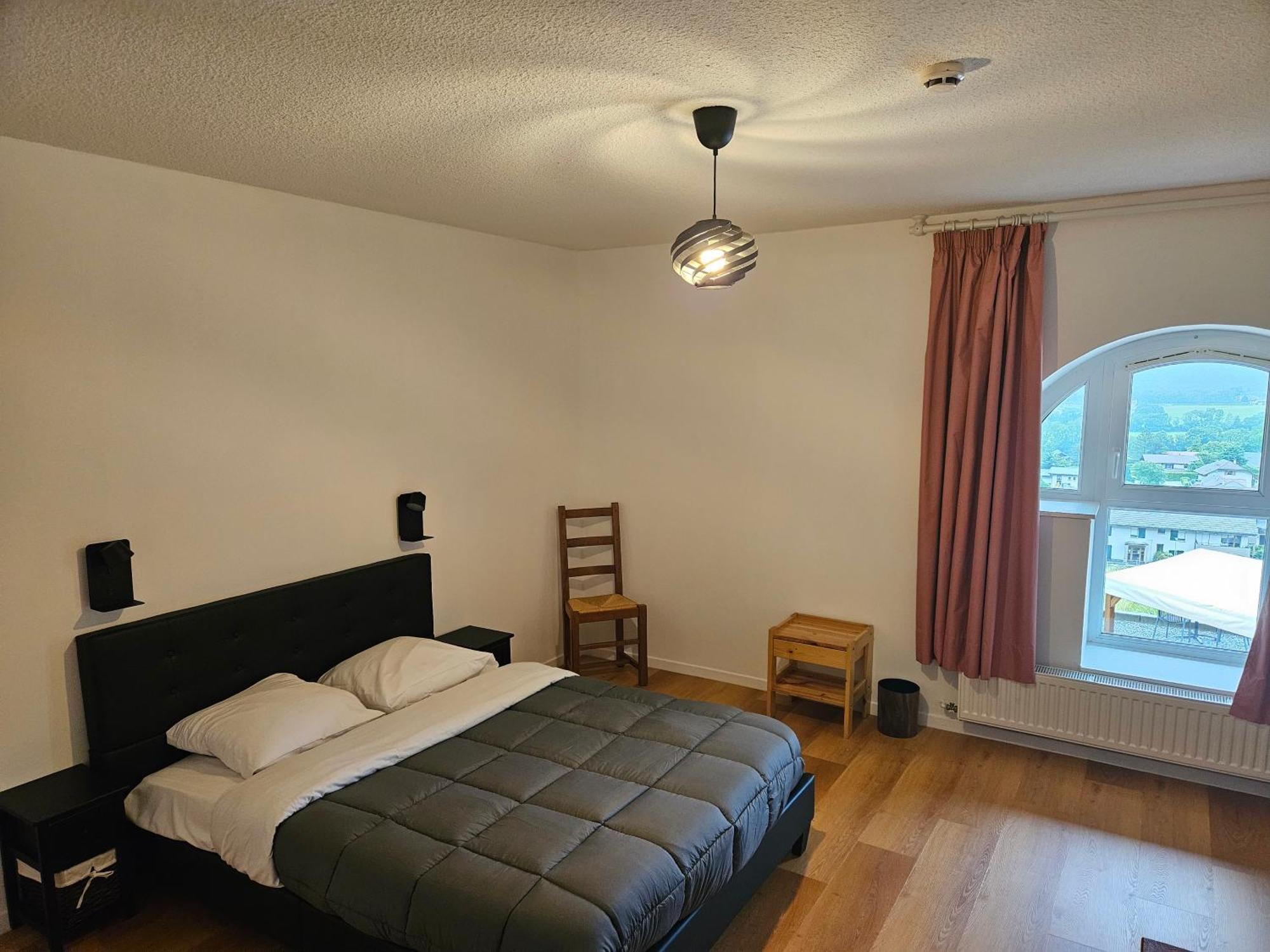Auberge De Pontgibaud Lathuile Dış mekan fotoğraf